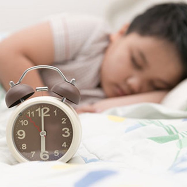 10 doctor-approved, back-to-school sleep tips (#5 will surprise you!) :  Inside Children's Blog